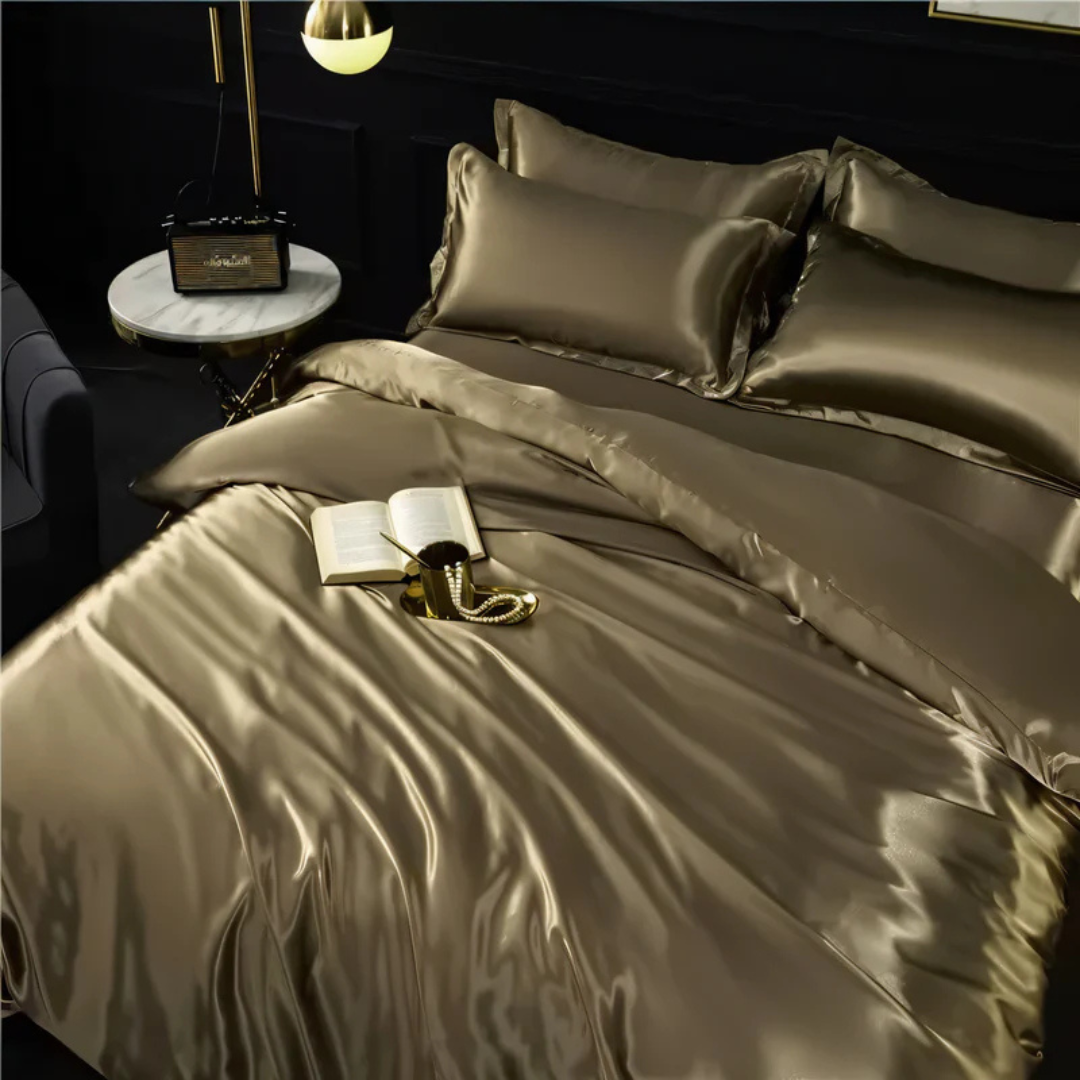 Silk Bedspread – Soft Polyester, Elegant Appearance for Bedroom Decor