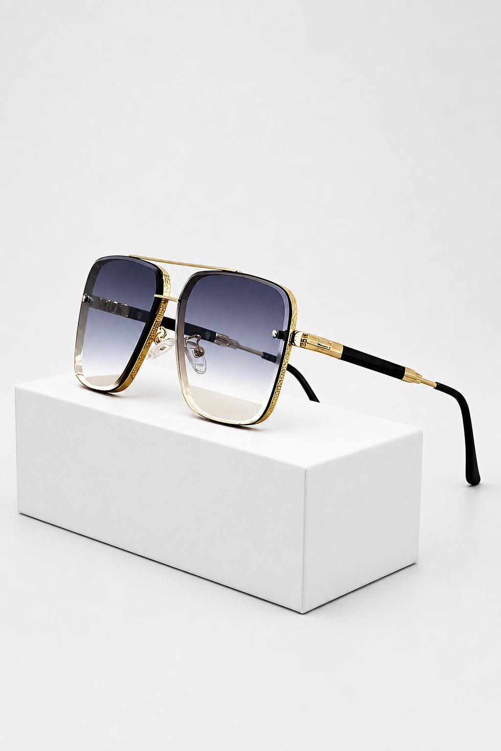 Dame Retro Aviator Solbriller med Guldstel og UV400 Gradientglas