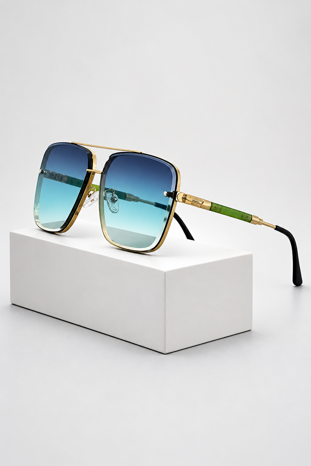 Dame Retro Aviator Solbriller med Guldstel og UV400 Gradientglas