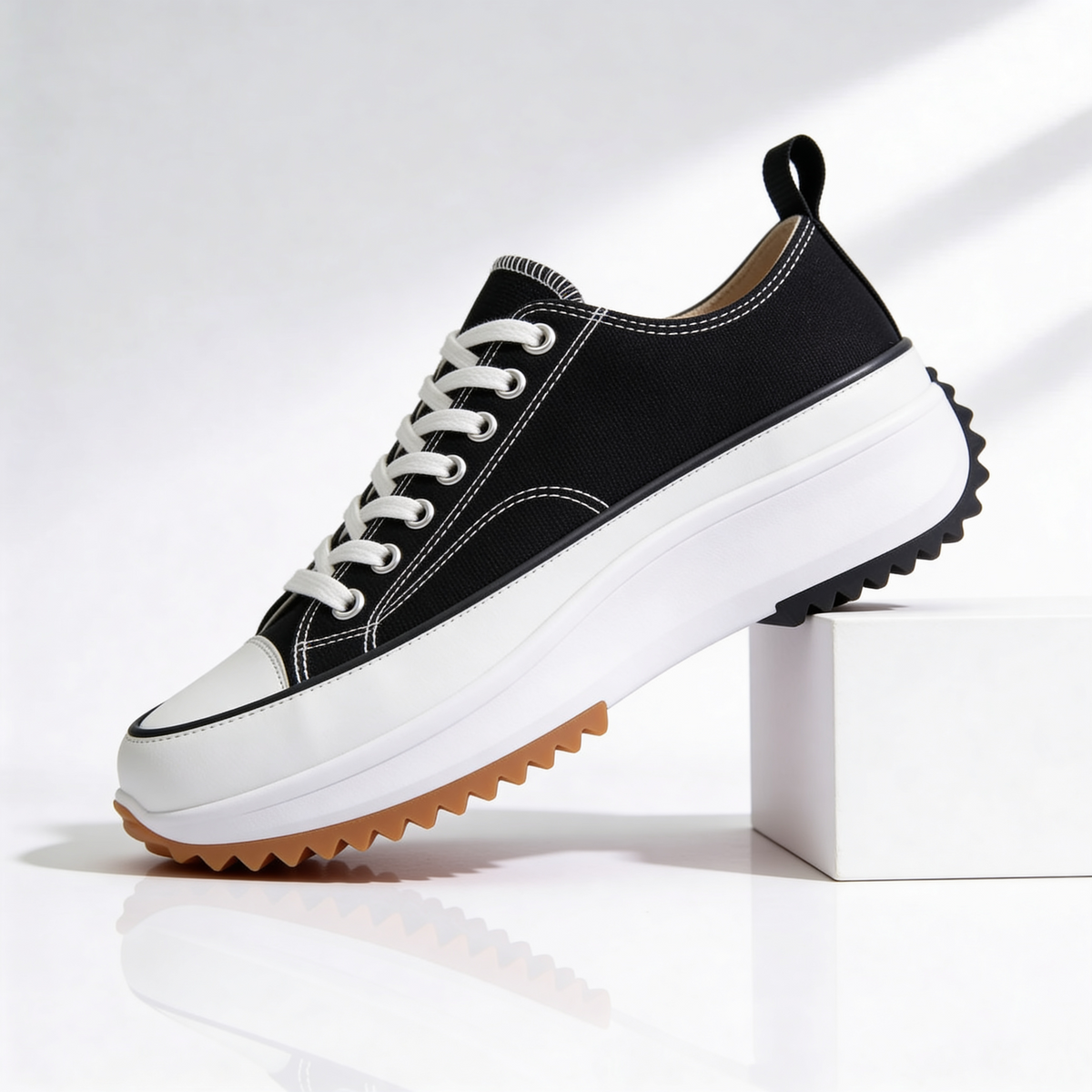 Dame Platformssneakers med Snørebånd i Åndbart Canvas