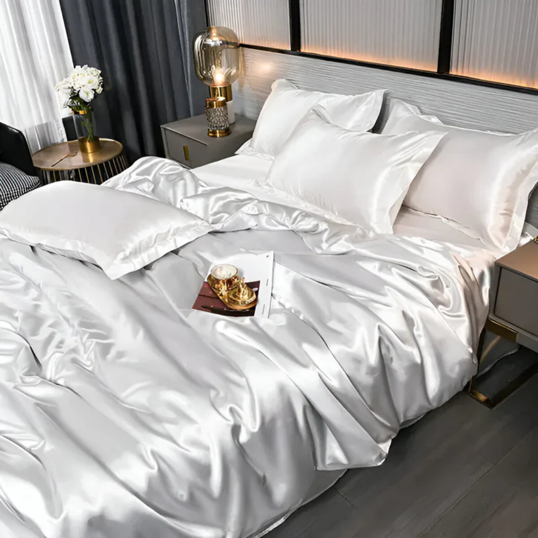 Silk Bedspread – Soft Polyester, Elegant Appearance for Bedroom Decor