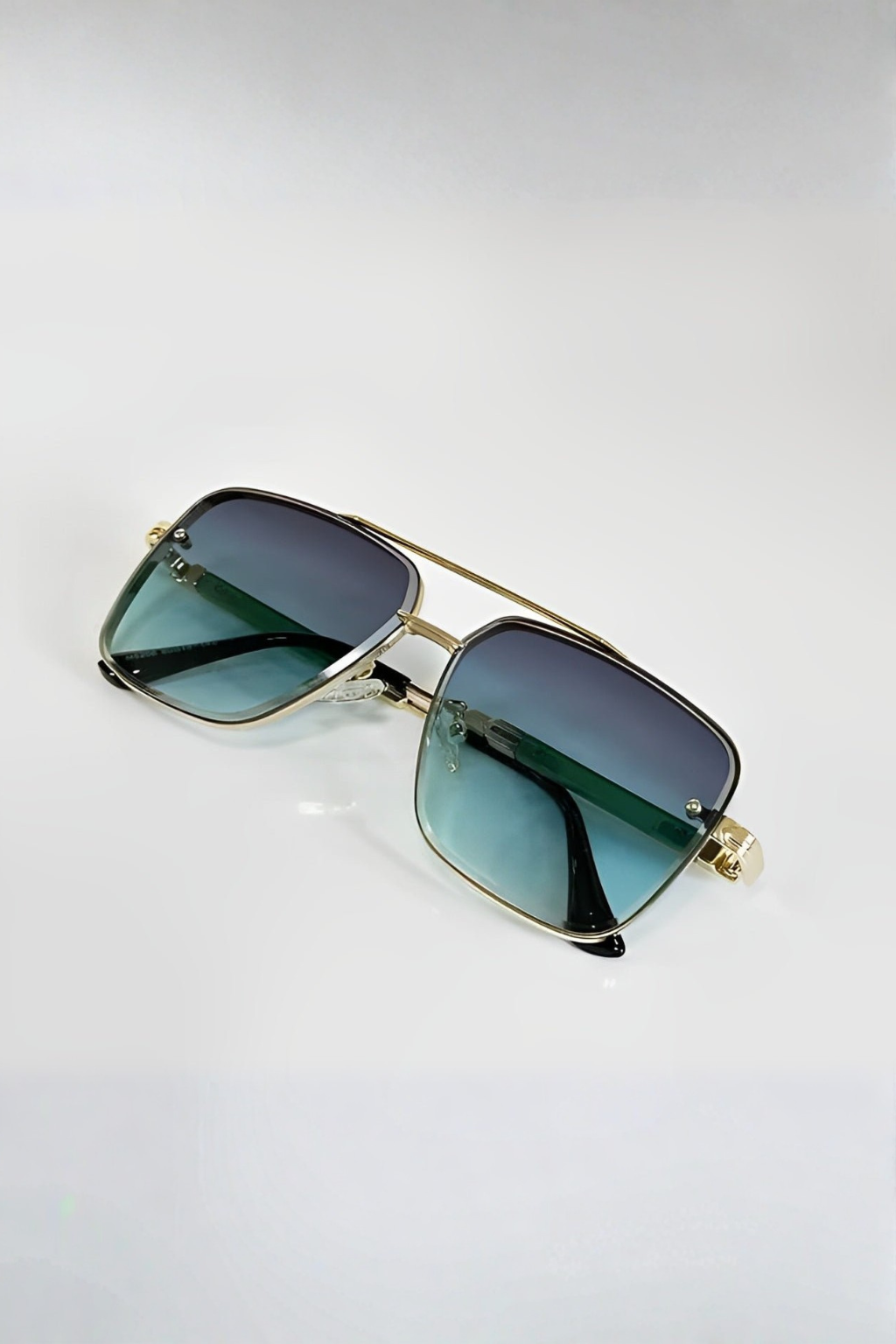Dame Retro Aviator Solbriller med Guldstel og UV400 Gradientglas