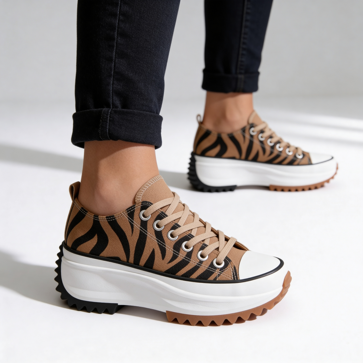 Dame Platformssneakers med Snørebånd i Åndbart Canvas