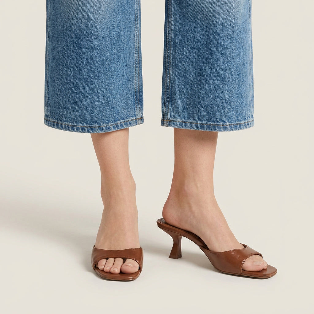 Dame Sandaler i Læderlook med Firkantet Tå og Blottet Hæl